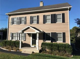 6353 Main St, Trumbull, CT 06611