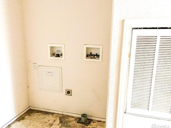 5th image of 201 W Oakview Ave Unit 13