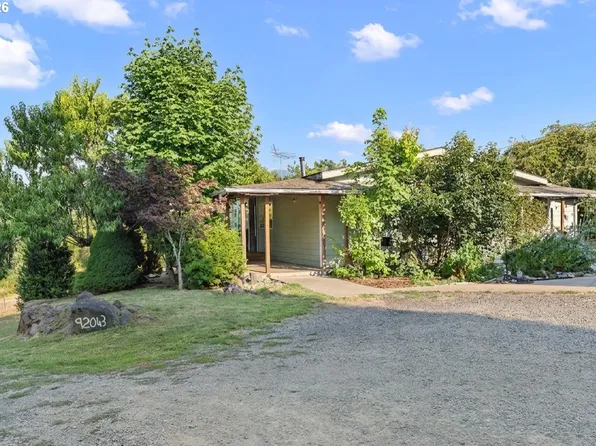 92043 Spicer Ln, Springfield, OR 97478