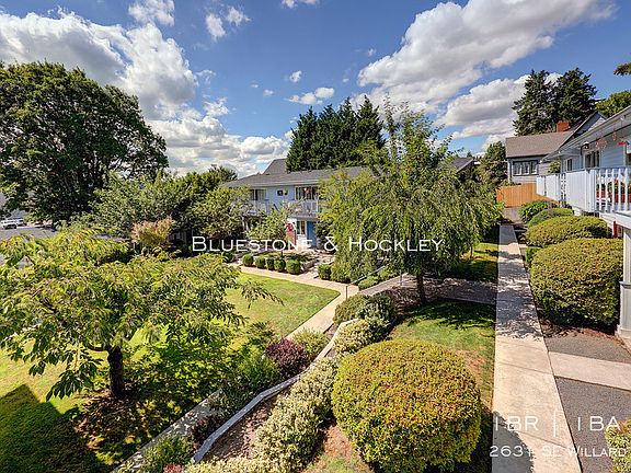 2nd image of 2631 SE Willard St