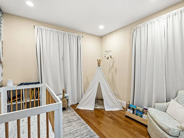 2 Brattle Cir — Photo 16