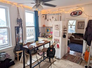 1325 W 18th St #3R, Chicago, IL 60608