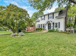 861 Tuxedo Blvd, Saint Louis, MO 63119
