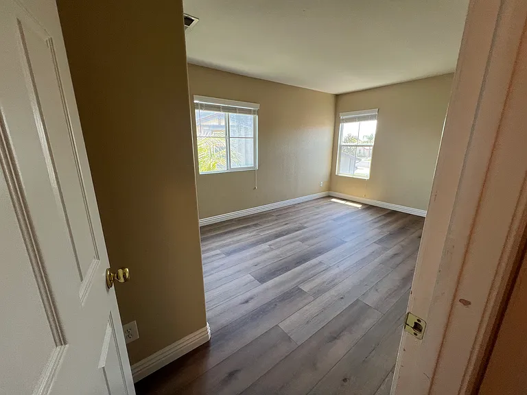 42526 Devant Cir — Photo 36