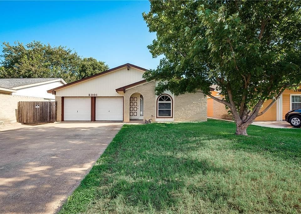 1st image of 2301 Chandelle Dr