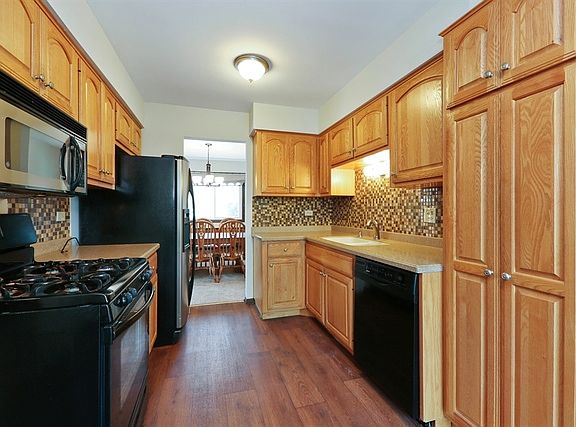 4th image of 1575 Haverhill Dr