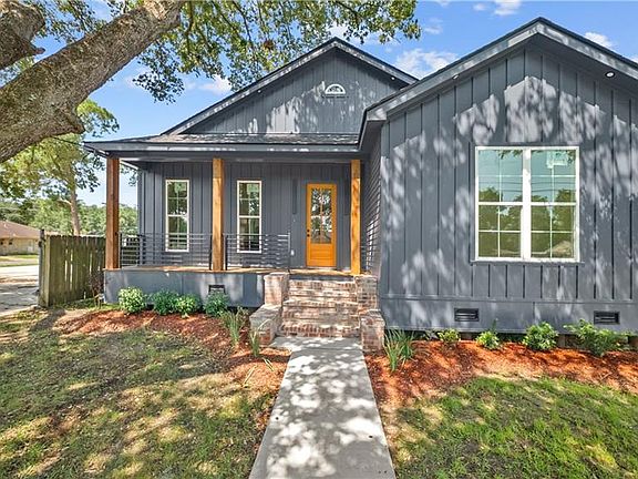 3rd image of 4810 Galahad Dr