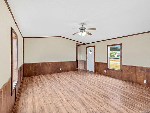 5th image of 2412 Stingray Dr