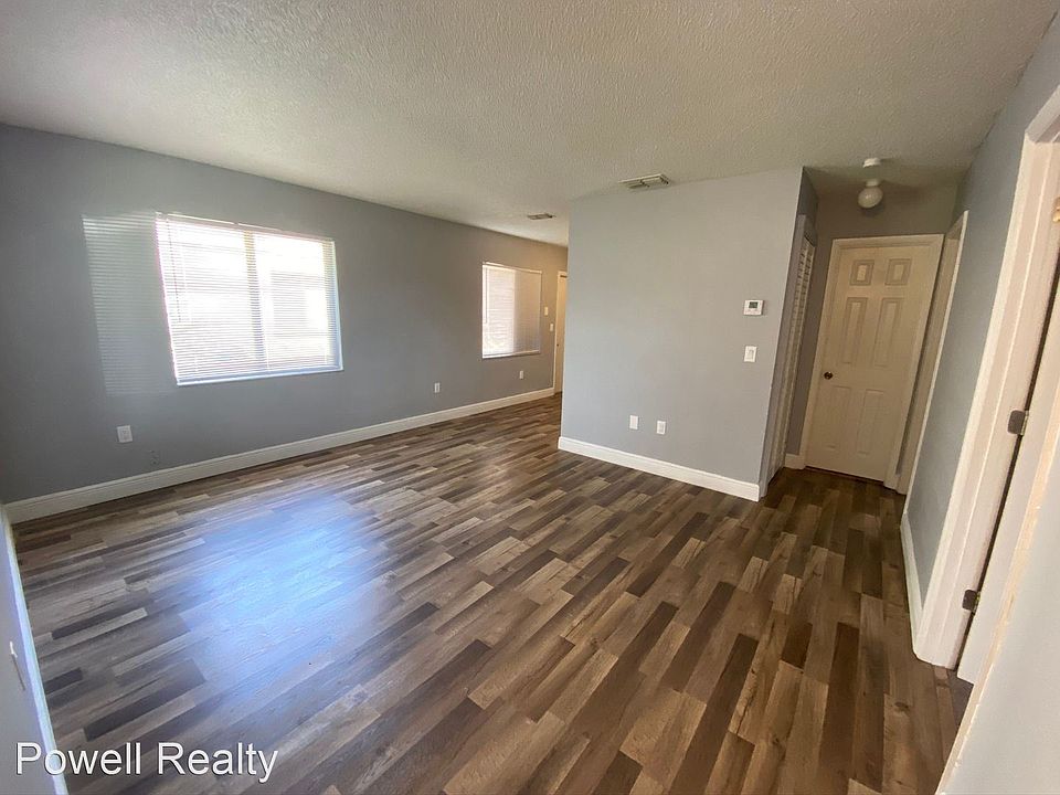 2nd image of 6207 Twelve Street Ct
