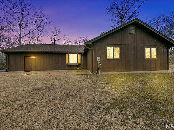 2nd image of 1327 Chatillon Estates Dr