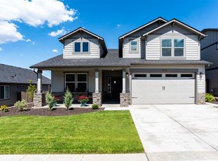 4459 SW Salmon Ave, Redmond, OR 97756