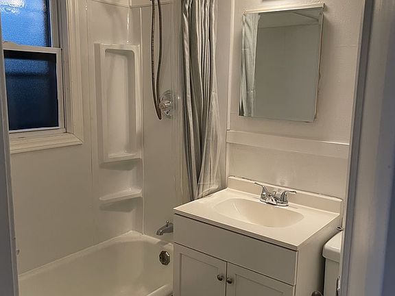 3rd image of 59 Elmhurst Cir #0