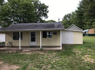 14706 Lake Front Dr, Leroy, MI 49655
