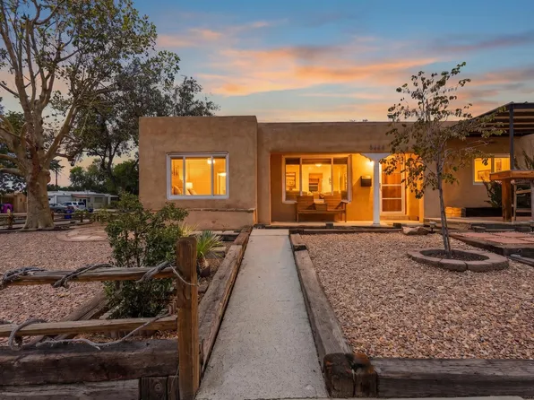 8403 Haines Ave NE, Albuquerque, NM 87112