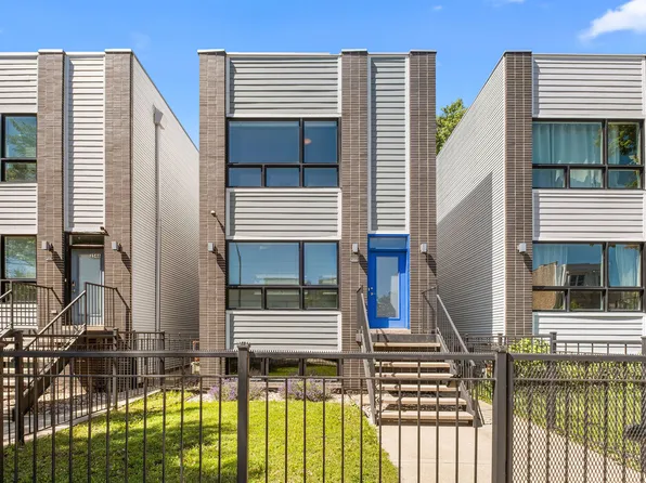 2544 W Warren Blvd, Chicago, IL 60612