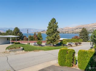 415 S Lake St #A, Chelan, WA 98816