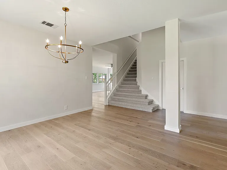 3811 Standfield Ct — Photo 10