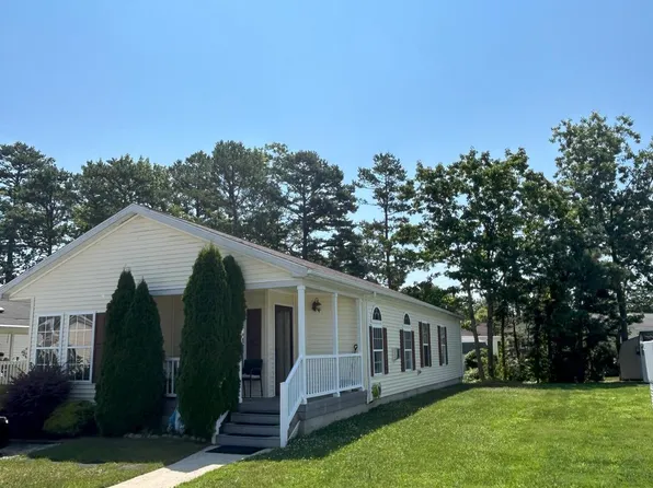 20 Sycamore Ln, Mays Landing, NJ 08330