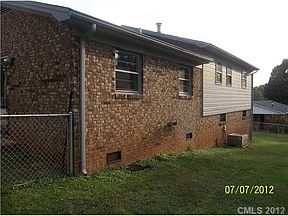 2nd image of 3228 Starrland Dr
