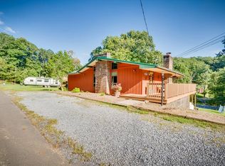 202 Cypress Dr, Marion, VA 24354