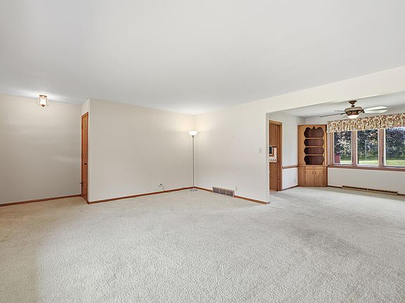 5th image of 511 Fairoaks Blvd
