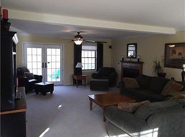 3rd image of 217 Deer Run Dr