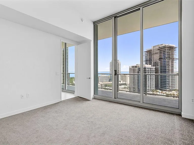 400 Central Ave #1903 — Photo 31