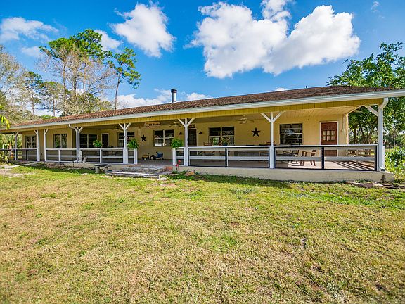 5 ACRES 4/4 COUNTRY HOME