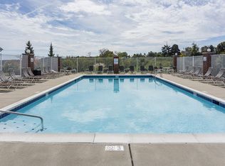 6416 Ridgeline Dr #653E, Newport, KY 41076