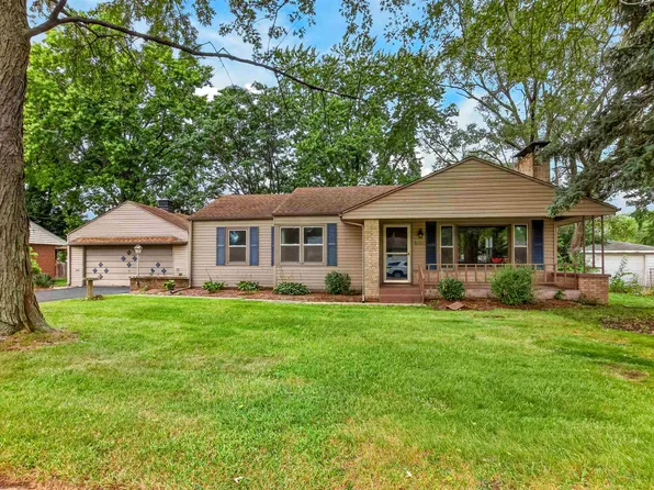 3104 Sunnyside Dr, Rockford, IL 61114