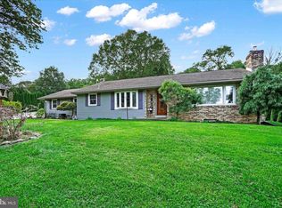 711 Market St, Mount Wolf, PA 17347