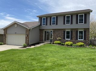 1917 Connie Dr, Crest Hill, IL 60403