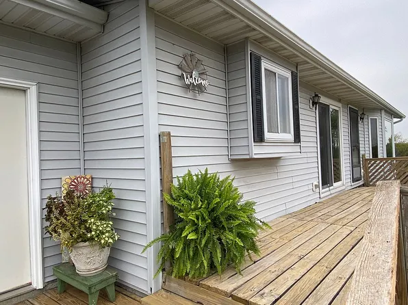 1839 Notchwood Ave, Corning, IA 50841