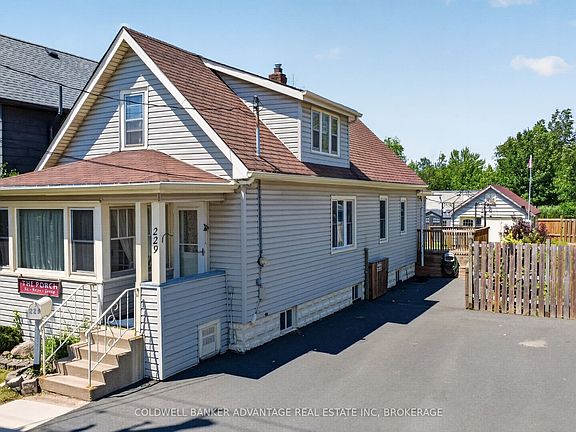 2nd image of 229 Broadway