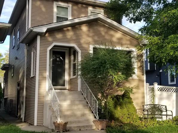 1318 Grove Ave, Berwyn, IL 60402