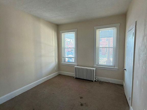 4th image of 3 W 4th St Floor 1