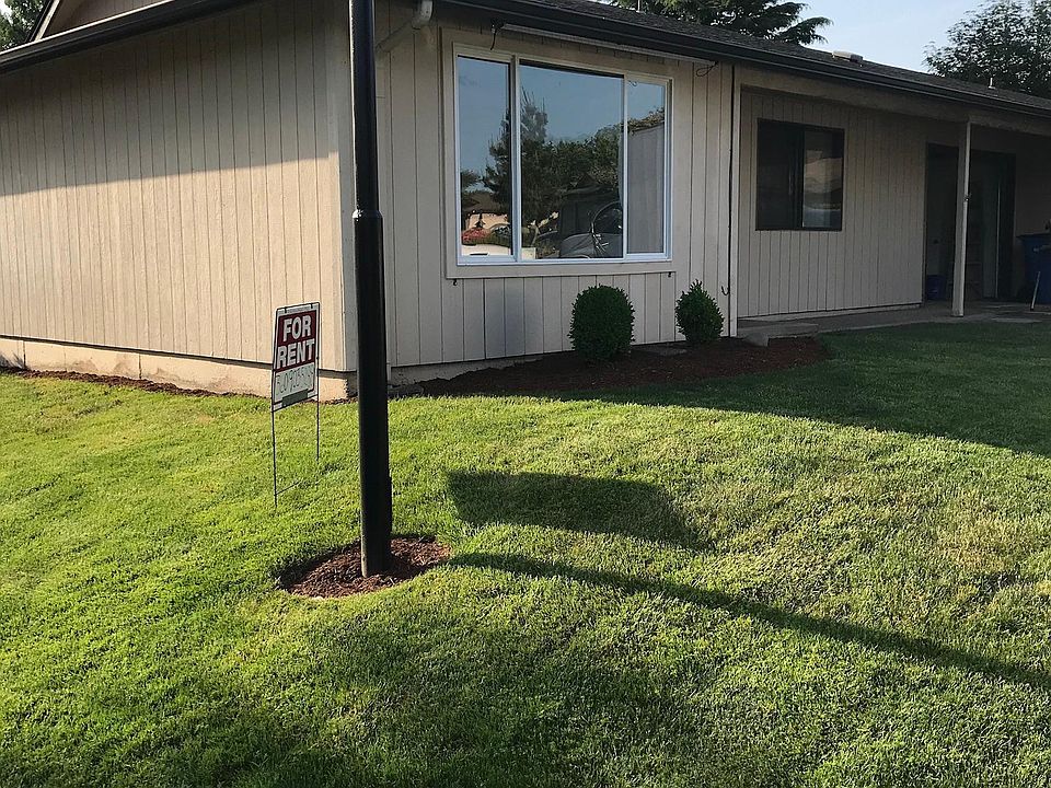 1st image of 3602 NE 45th St