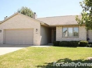 1608 Briarcreek Ln, Springfield, IL 62711
