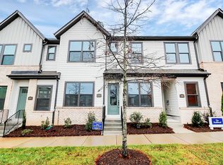 6339 Southgrove St, Charlotte, NC 28277