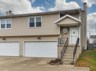 1616 Martin Luther King Dr, Bloomington, IL 61701