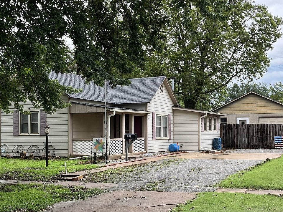 1st image of 715 N Jennings Ave