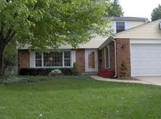 507 E Hackberry Dr, Arlington Heights, IL 60004