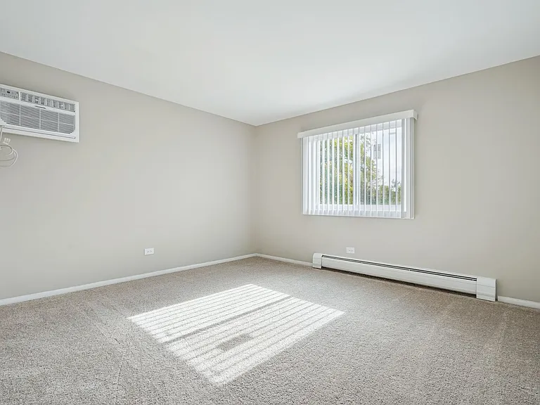 Hoffman Hills Apartments — Photo 47