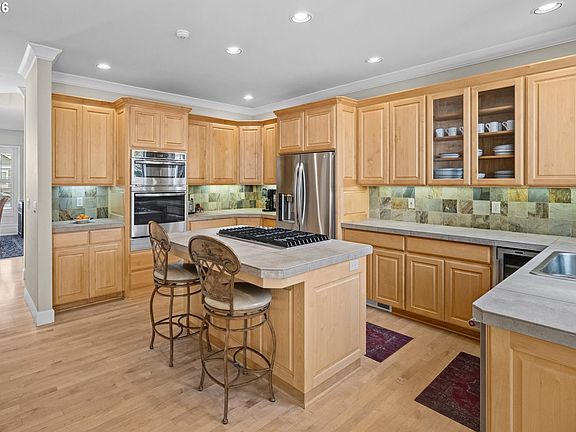 4th image of 4735 Amherst Ct