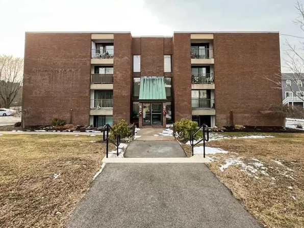 685 Main St #34, Weymouth, MA 02190