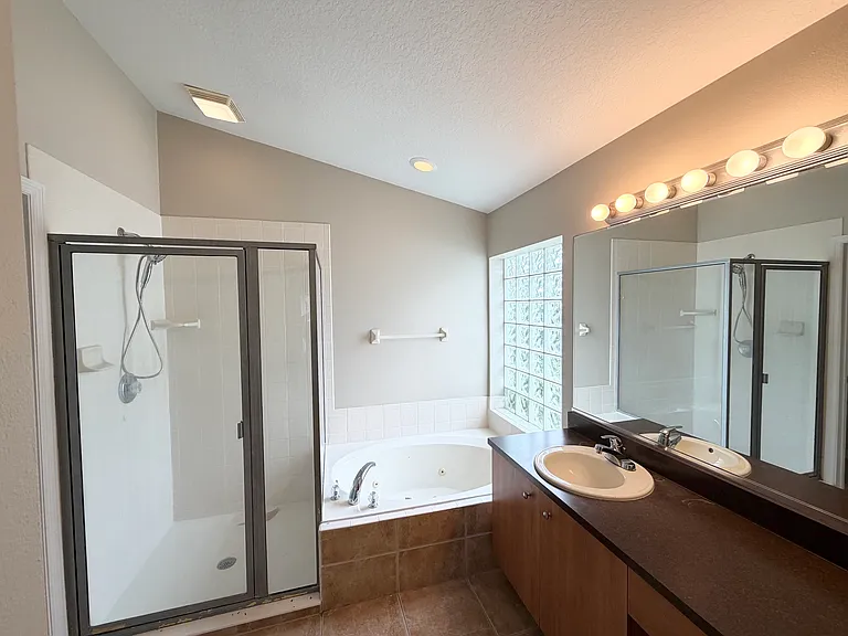 6802 Stoneheath Ln — Photo 24