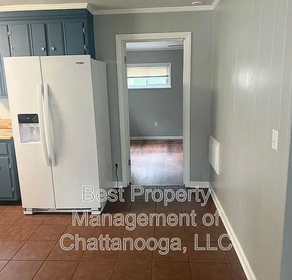 1602 Maxwell Rd — Photo 5