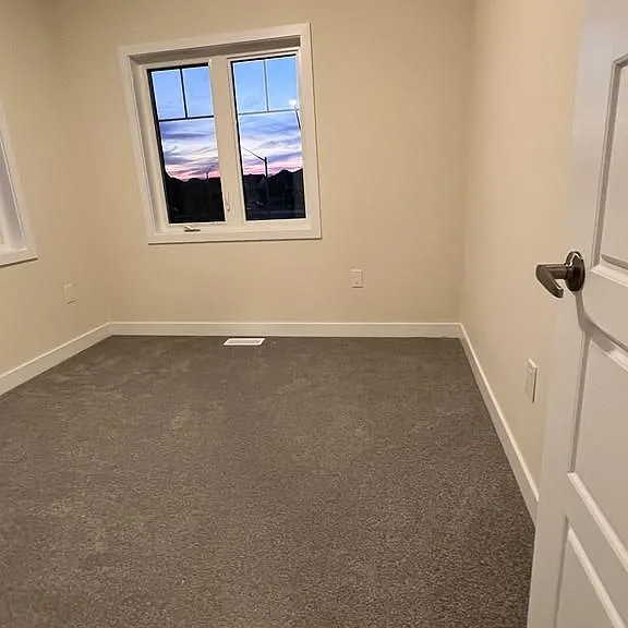 30 Daisy Ln W — Photo 27