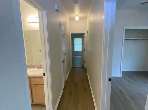 1721 Constantino Cir Unit B, Austin, TX 78745