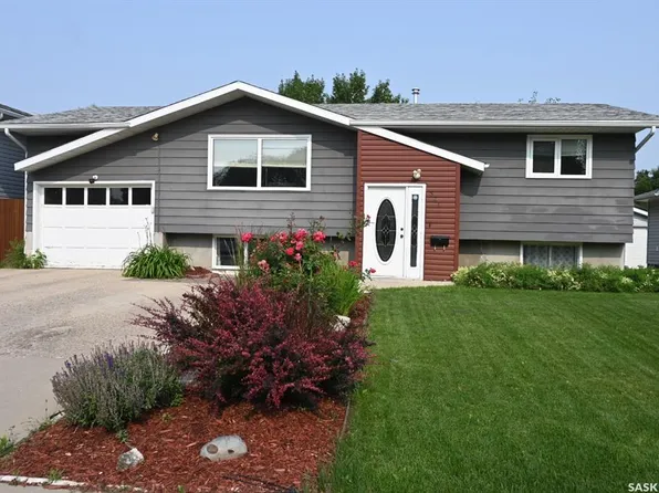 521 Guelph CRESCENT, Saskatoon, SK S7H 4R3